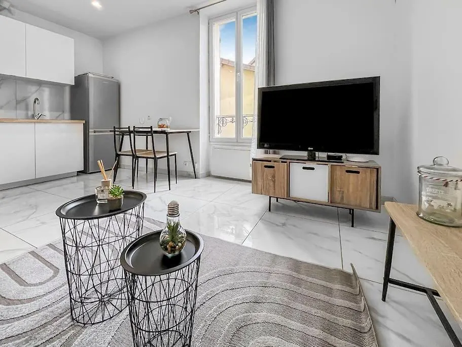 Appartement Moderne Et Lumineux A Villeneuve-Saint-Georges Apartment
