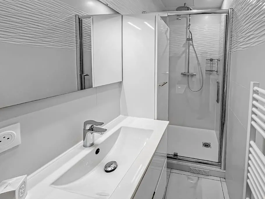 Appartement Moderne Et Lumineux A Villeneuve-Saint-Georges Apartment